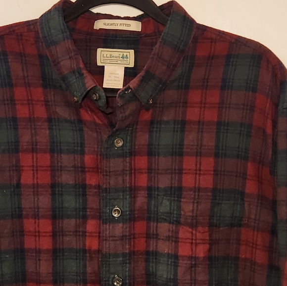 L.L. Bean Mens XLT Slightly Fitted Plaid Flannel Button Down Shirt Red Green - Picture 3 of 5